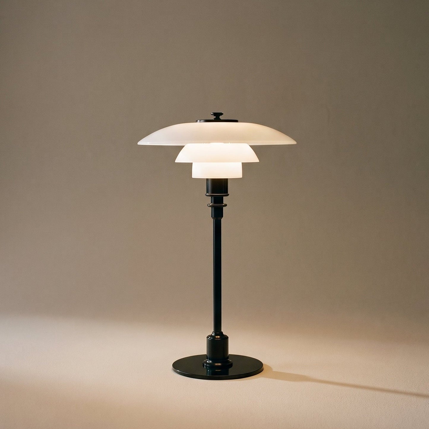 Lampe de Table Design Danois